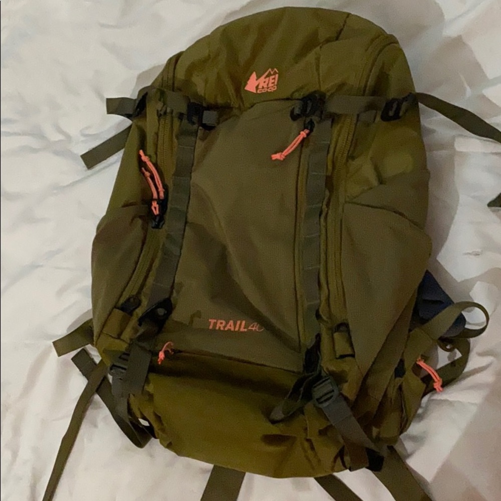 REI co-op Trail 40